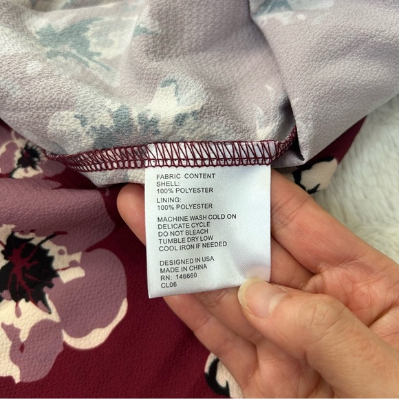 NWT Kimi & Kai Maternity Nursing Floral Tiered Panel Tunic Flutter Sleeve Medium - Picture 12 of 12